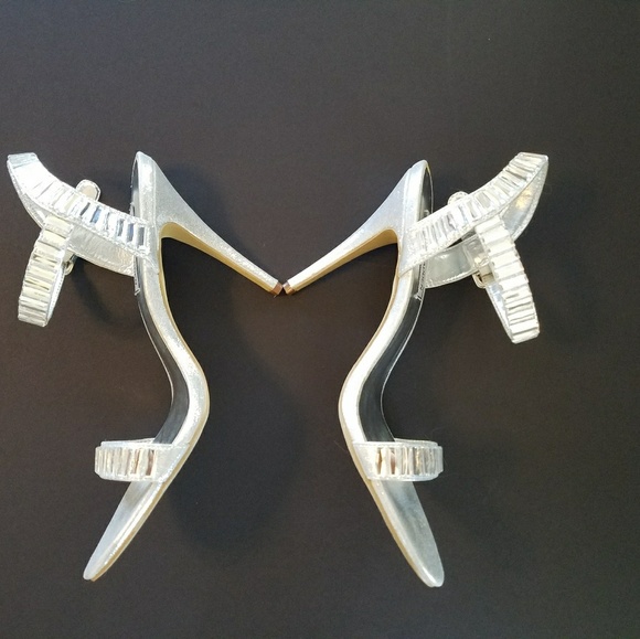 Steve Madden high silver heel sandal/eve/wedding - Picture 4 of 7